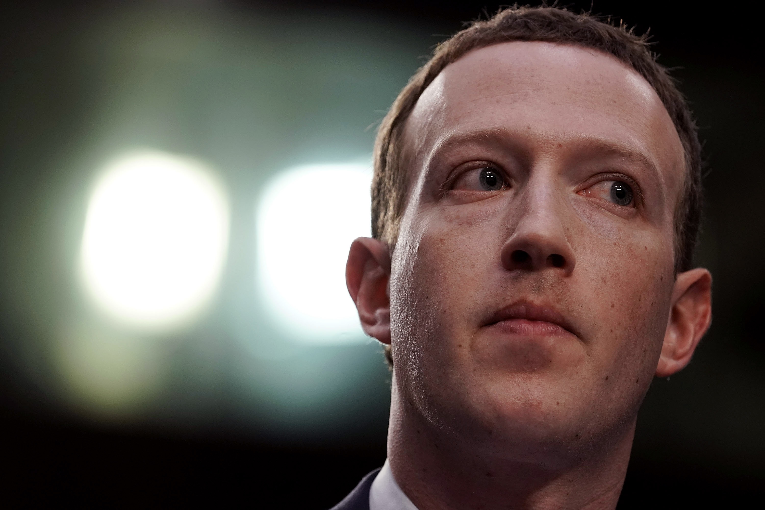دافع رئيس Facebook Mark Zuckerberg عن عملاق وسائل التواصل الاجتماعي في وجه الانتقادات بسبب التعليقات التي أدلى بها الرئيس دونالد ترامب. 