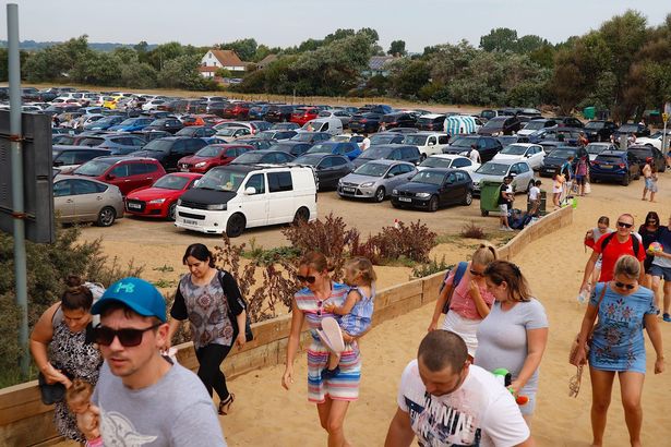 1596985595 900 0 PAY Camber East Sussex UK 08 Aug 2020 UK Weather Yet another day of hot weather in Camber Sands in