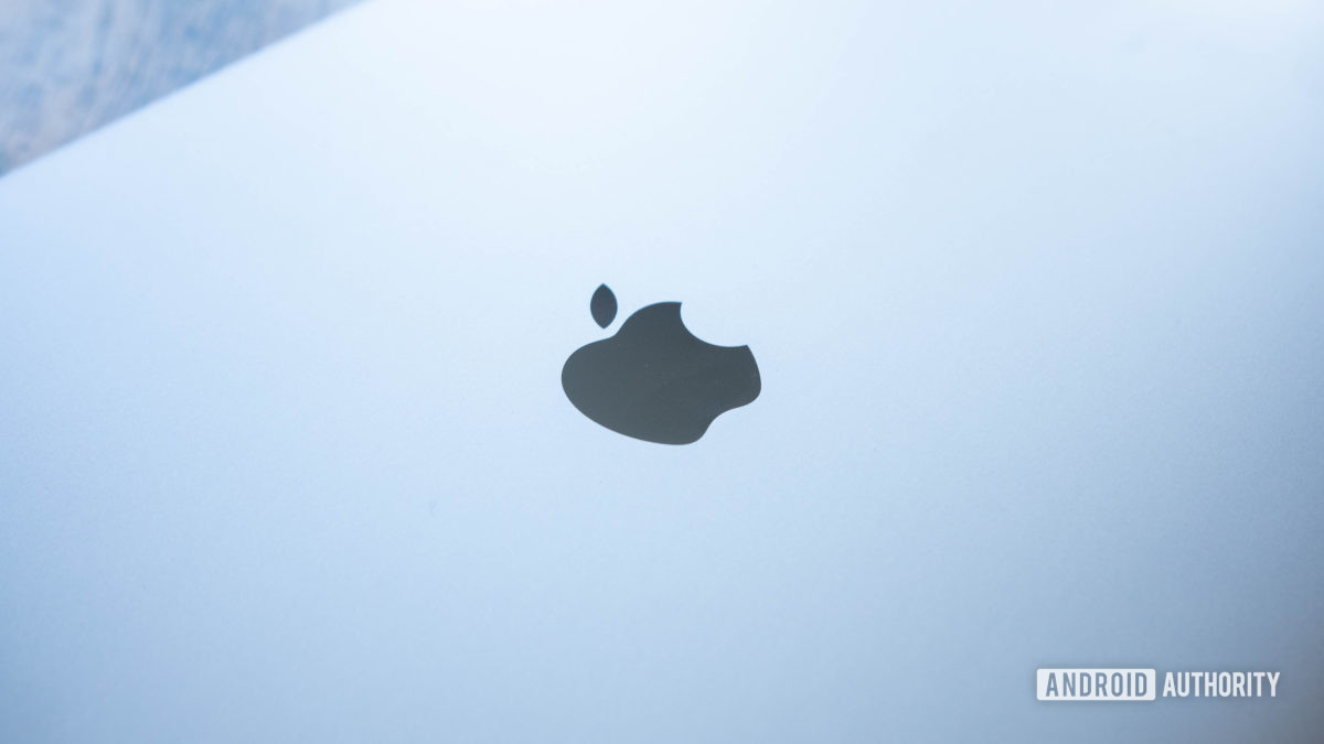 ضوء شعار Apple MacBook Pro مقاس 16 بوصة
