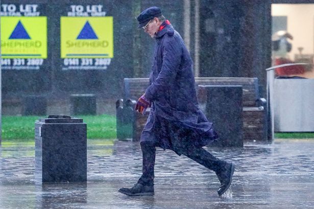 2 Met Office Issue Yellow Weather Warning As Scotland Prepares To Be Hit By Gale Force Winds