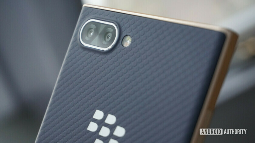 BlackBerry Key2 LE review 6