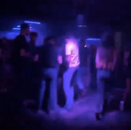 غضب مع تحول Preston Nightclub إلى أول من يعاد فتحه في بريطانيا بتذاكر 200 ليلة؟ على الرغم من الحظر الحكوميMailonlinepics سقسقة شاهد محادثة تغريدات جديدة Becky @ Becky27808196 يمكن إعادة فتح النوادي الليلية في المملكة المتحدة وفقًا لـ @ prestoncouncil أنت تعيش حياة معرضة للخطر وتهتم بها! ACCLawsonDCCWoodsCCARhodes يسيطر على مدينتك! نحن؟ في منتصف جائحة! من الواضح أن الأرباح قبل الجمهور