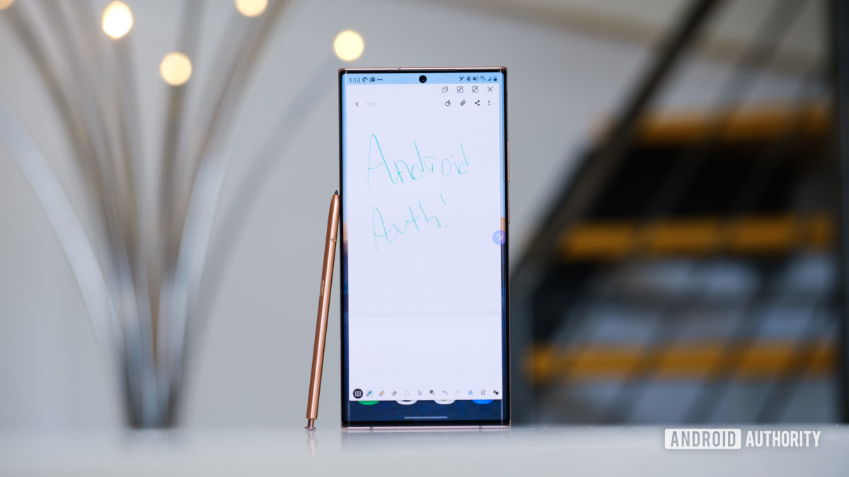 تطبيق ملاحظات Samsung Galaxy Note 20 Ultra مفتوح بالقلم