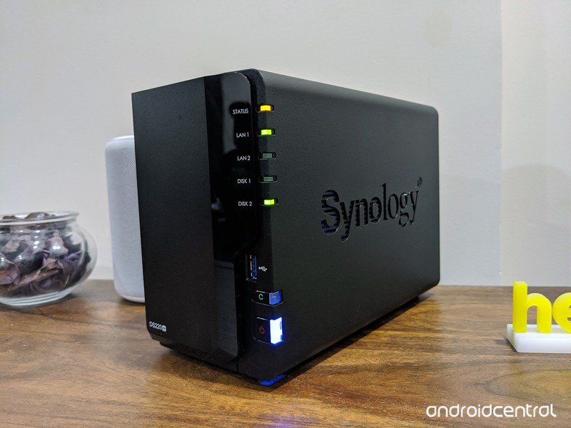 Synology DiskStation DS220 +