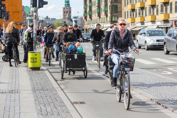 راكبو الدراجات في كوبنهاغن ، الدنمارك.
