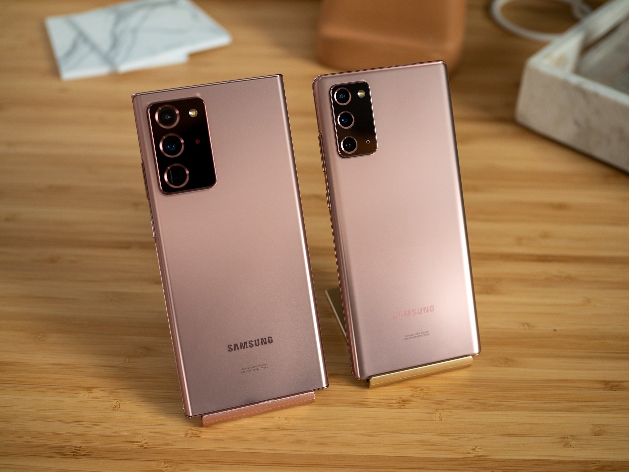 galaxy note 20 vs note 20 ultra bronze 9