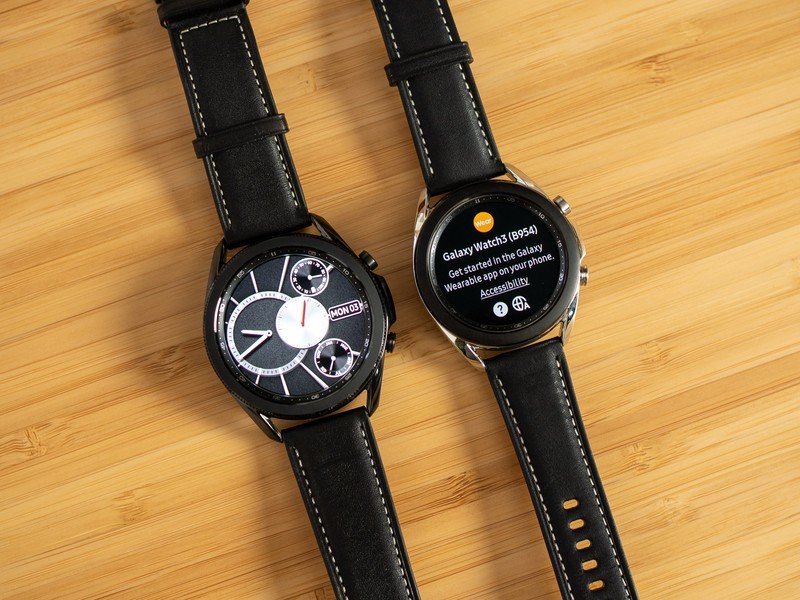 Galaxy Watch 3 كلا الحجمين