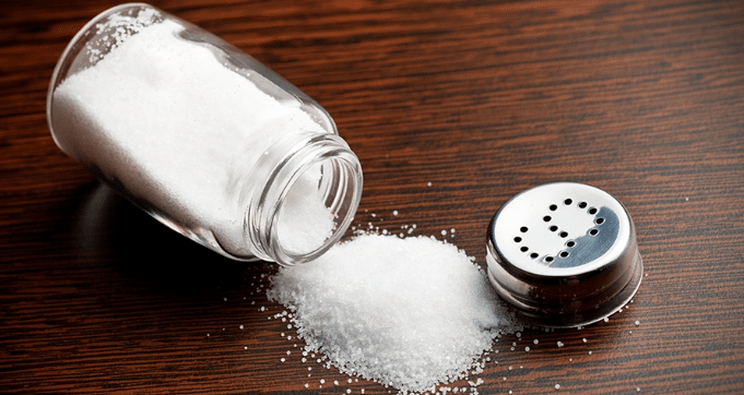 فوائد وأضرار استخدام الملح
