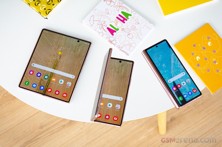 خذ الساخن: Samsung Galaxy Z Fold2