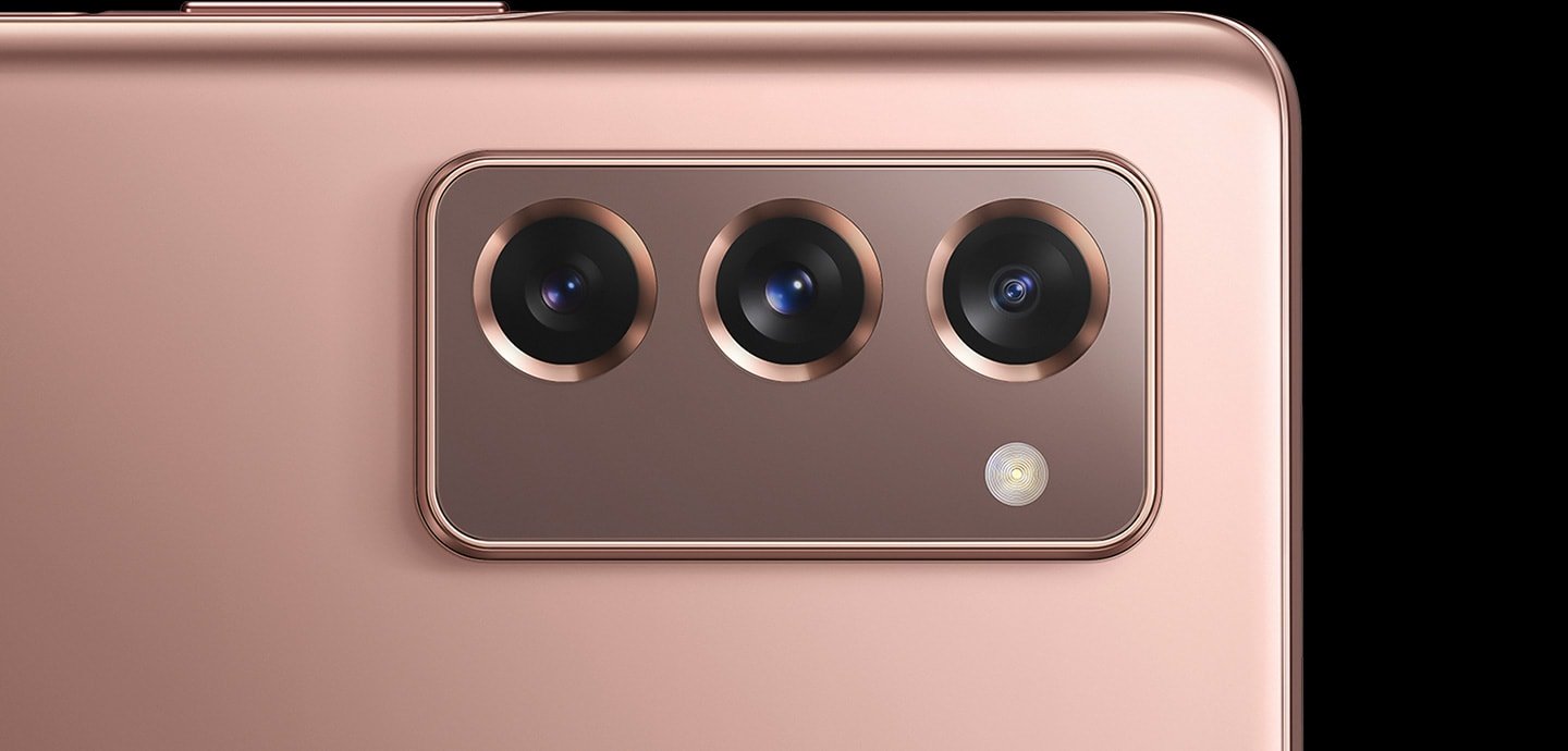 كاميرا Galaxy Z Fold 2