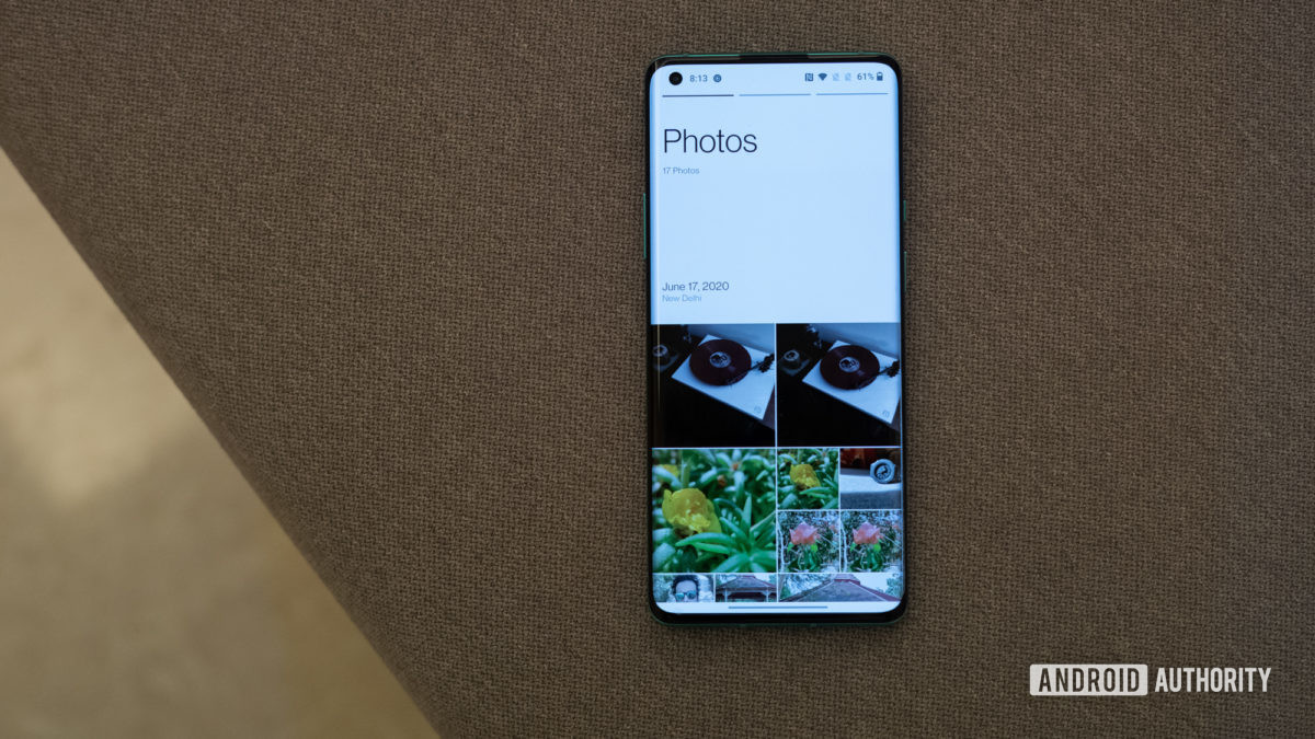 تطبيق معرض معاينة OnePlus 8 Pro Android 11