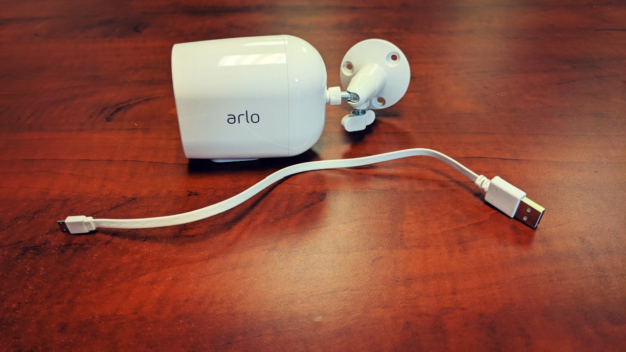 arlo essential 04