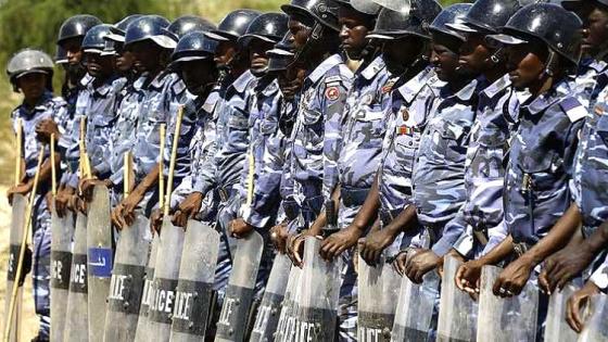 الشرطة السودانية تعتقل عددا من قادة أحزاب المعارضة
