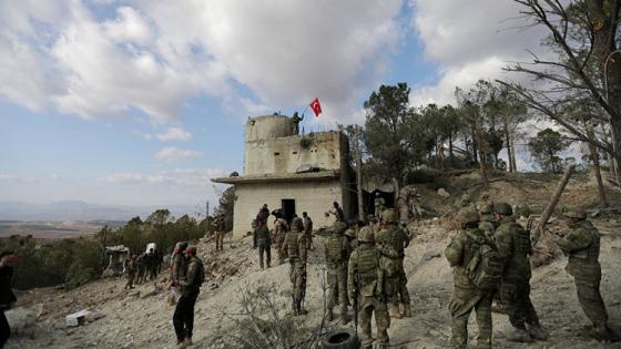 وزير الدفاع القطري يؤيد العملية العسكرية التركية