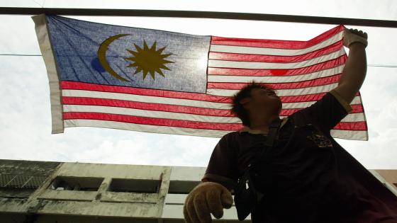 إدانة نجيب رزاق تجدد الأمل لماليزيا