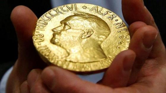 الفائز بجائزة نوبل للاقتصاد