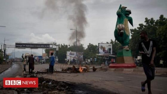 حكومة مالي “مستعدة للمحادثات” والاحتجاجات مستمرة