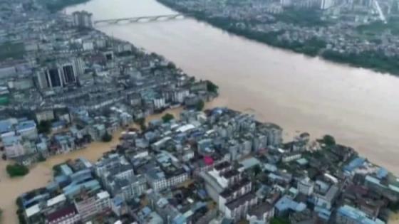 فيضانات الصين ترفع مستوى التأهب