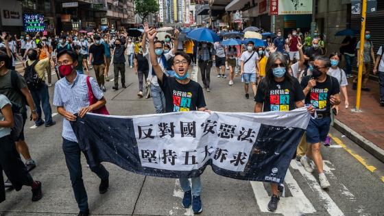 ناشطو هونج كونج يتعهدون باستمرار مكافحة حملة الصين