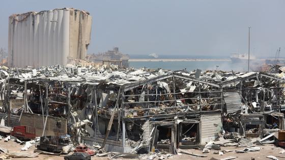 تصاعد الغضب مع وصول حصيلة قتلى انفجار “هرمجدون” في بيروت إلى 135