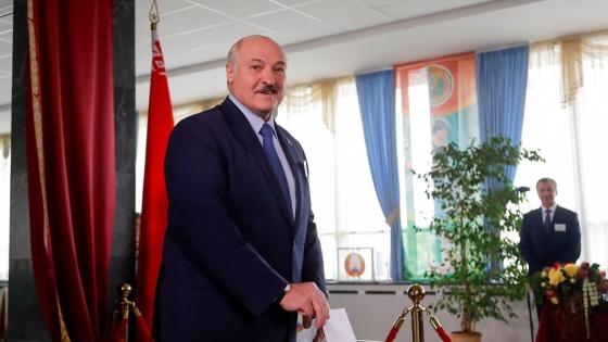 الزعيم البيلاروسي يعترف بالبقاء في السلطة طويلا