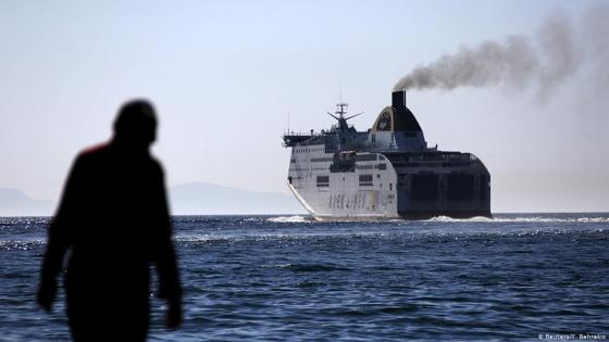 بريطانيا تبحث استخدام السفن السياحية للتعامل مع طالبي اللجوء