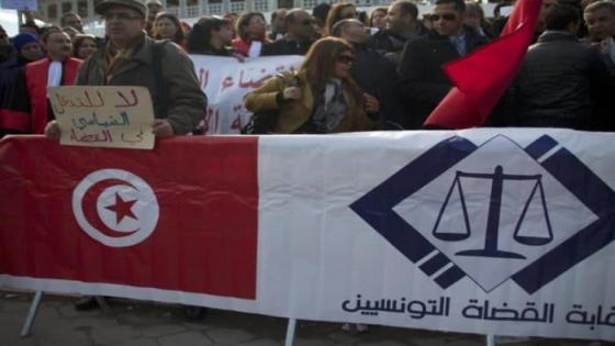 اضراب للمحاميين في تونس بسبب "انتهاكات"