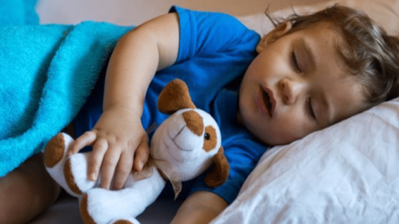 علاج صعوبة التنفس عند الأطفال أثناء النوم