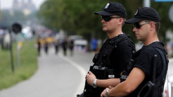بولندا تعتقل موظفين بتهمة التجسس