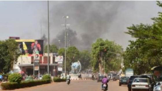 هجوم على مسجد في بوركينا فاسو ومقتل ١٦ شخصا