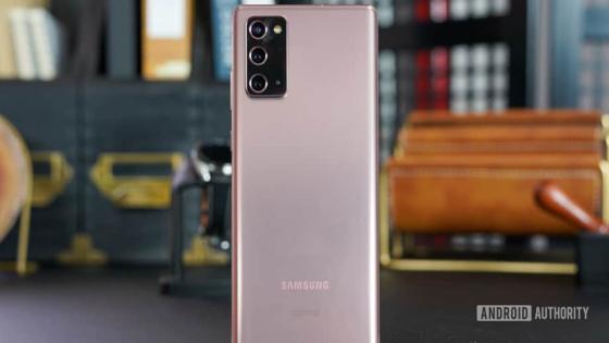 جهاز Galaxy Note 20 البلاستيكي الذي تبلغ قيمته 1000 دولار أمر محظور