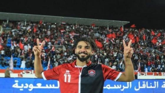 الاهلى ضد الرائد