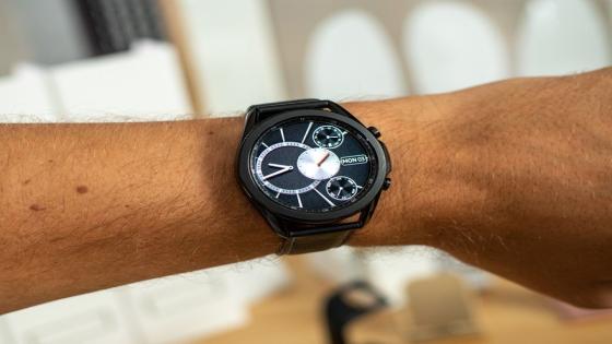 Samsung Galaxy Watch 3 مقابل Galaxy Watch: هل يجب عليك الترقية؟