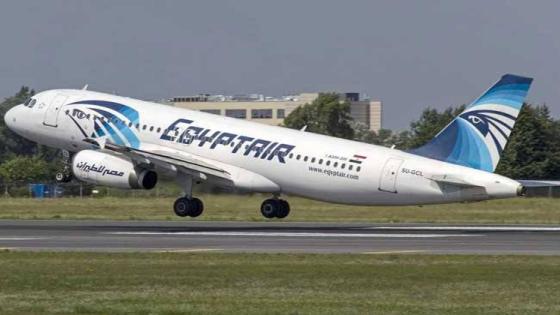 وصول 6 رحلات طيران تقل 1015عاملا مصريا من العالقين بالكويت