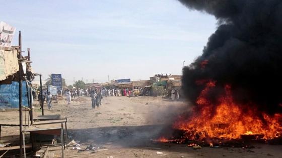 حكومة السودان تستعر على المعارضة والمتظاهرين