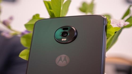 Moto Z3 Play مقابل Moto Z4: أيهما يجب أن تشتريه؟