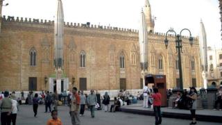 إعادة فتح مسجد الإمام الحسين في مصر