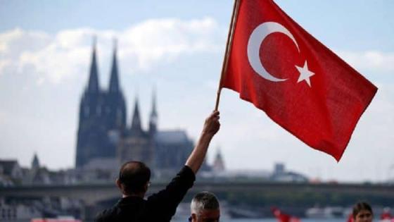 تركيا تعلّق حركة السفر مع بريطانيا و دول أخرى