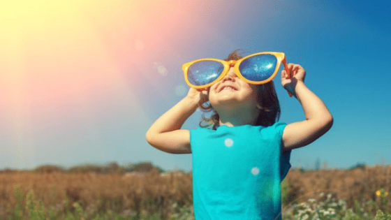 أهمية أشعة الشمس للأطفال