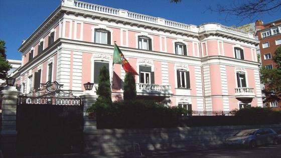 إصابة إيراني إثر إطلاق نار بالقرب من السفارة البرتغالية بطهران