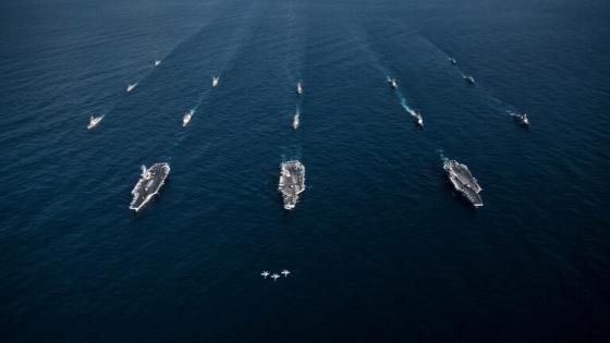 البحرية الأمريكية توسع تدريباتها في بحر الصين