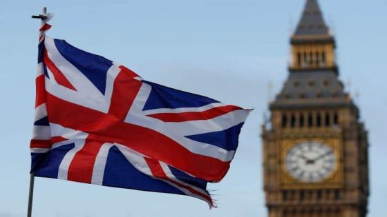 بريطانيا ستخرج من الاتحاد الأوروبي دون اتفاق تجاري