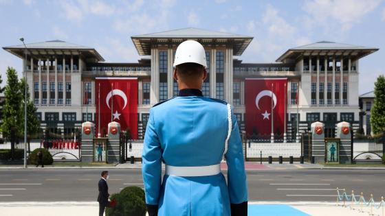 تركيا تعلّق على اعتراف موسكو بجمهوريتي دونيتسك ولوغانسك