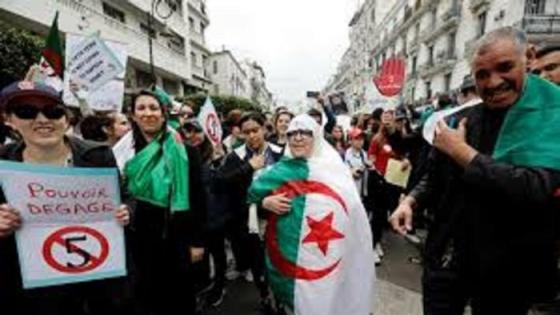 الإفراج عن 76 من معتقلي الحراك