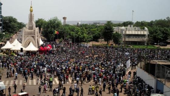 دعوات تهدئة وانتقادات لحكومة مالي