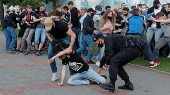 بيلا روسيا تحاكم 250 متظاهرًا من المعارضة