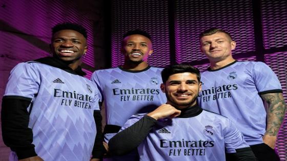 ريال مدريد يكشف عن قميصه الاحتياطي للموسم الجديد 