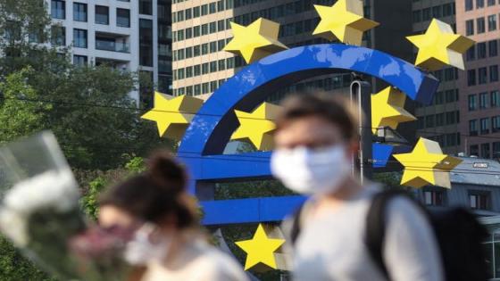اليورو يجد تدفقات هامة بعد مخاطر تاريخية