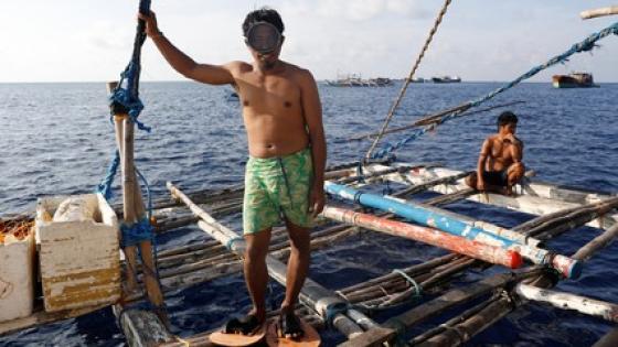 صيادون فلبينيون يرحبون بقرار أمريكي عن بحر الصين
