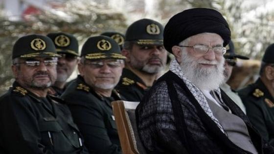 طهران تتهم إسرائيل باغتيال العالم النووي وتتوعد “برد كالصاعقة على رؤوس القتلة”